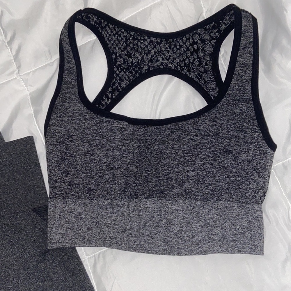 Nvgtn sports bra